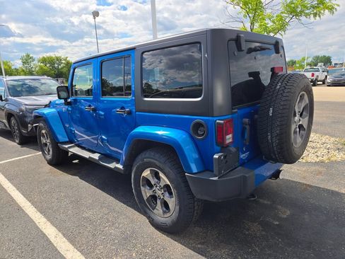 Used 2016 Jeep Wrangler Unlimited Sahara w/ Trailer Tow Group AWD/4WD image 4