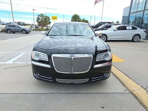 Used 2012 Chrysler 300 Limited w/ Luxury Group image 9