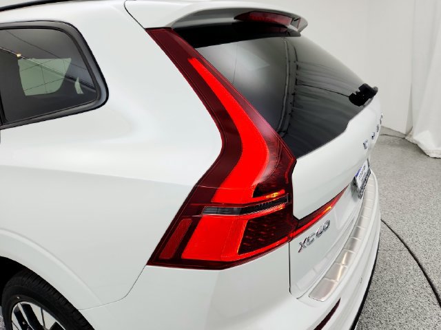 New 2026 Volvo XC60 B5 Plus w/ Protection Package Premier AWD/4WD image 27