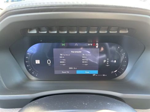 New 2026 Volvo XC90 B5 Core w/ Protection Package Premier AWD/4WD image 17