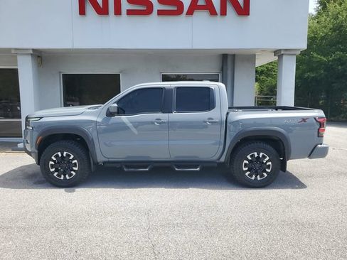 Used 2022 Nissan Frontier Pro-X RWD image 11