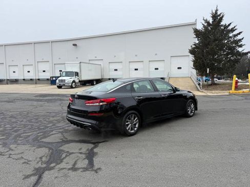 Used 2020 Kia Optima LX image 4