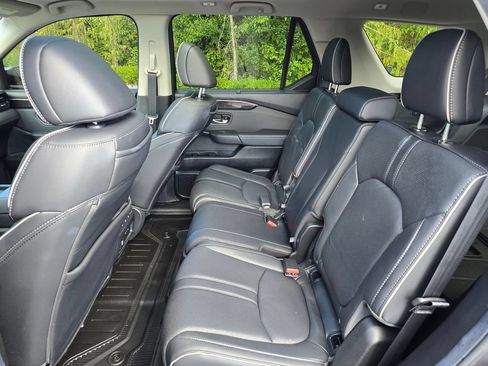 Certified 2025 Honda Pilot Elite image 10