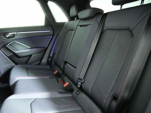 Certified 2025 Audi Q3 2.0T Premium Plus w/ Premium Plus Package AWD/4WD image 15
