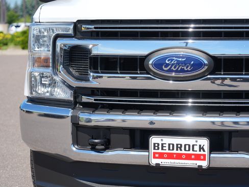 Used 2020 Ford F250 XL w/ STX Appearance Package AWD/4WD image 9