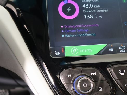 Used 2017 Chevrolet Bolt LT image 7