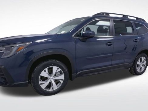 Certified 2025 Subaru Ascent Premium image 5