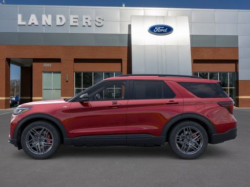 New 2026 Ford Explorer ST-Line AWD/4WD image 3