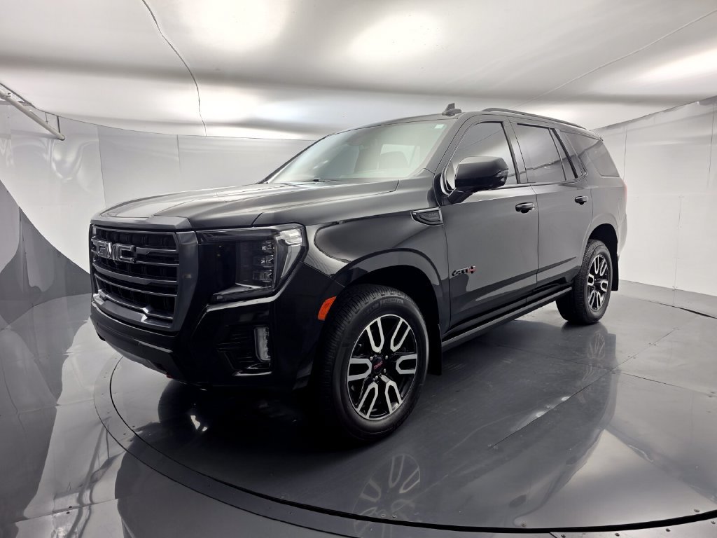 Used 2023 GMC Yukon AT4 w/ Technology Package AWD/4WD image 8
