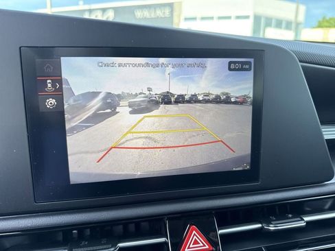 New 2026 Kia Niro LX FWD image 13