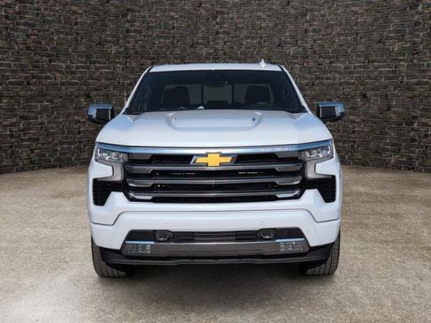 New 2026 Chevrolet Silverado 1500 High Country w/ High Country Premium Package AWD/4WD image 5