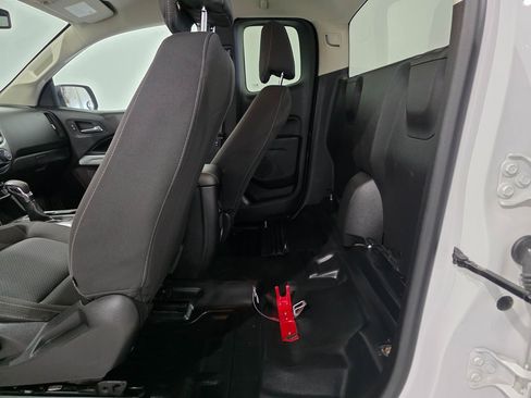 Used 2022 Chevrolet Colorado LT w/ Fleet Safety Package image 22