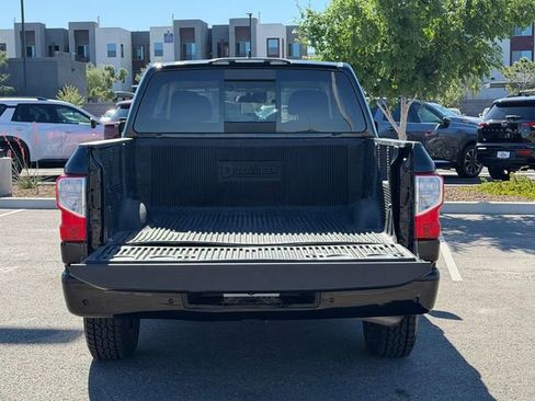Certified 2023 Nissan Titan SV RWD image 4