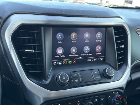 Used 2022 GMC Acadia SLE FWD image 24