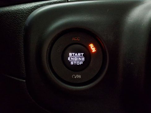 Used 2020 Jeep Wrangler Unlimited Sport S AWD/4WD image 23