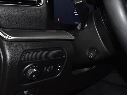 Used 2024 Jeep Wagoneer Series II image 29