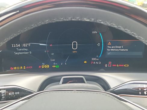 New 2026 Cadillac Vistiq Premium Luxury image 13