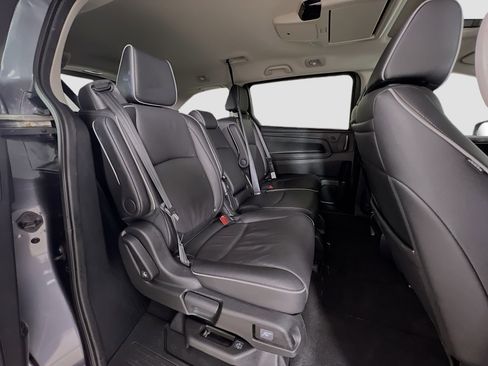 Used 2025 Honda Odyssey Touring image 31