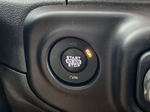 Used 2020 Jeep Wrangler Unlimited Rubicon AWD/4WD image 16