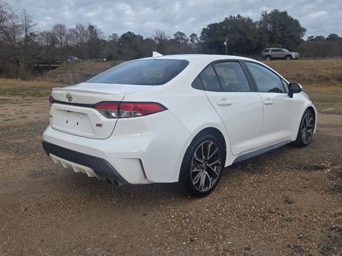 Used 2021 Toyota Corolla SE image 5