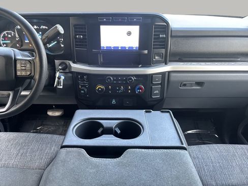 Used 2024 Ford F250 XLT image 15