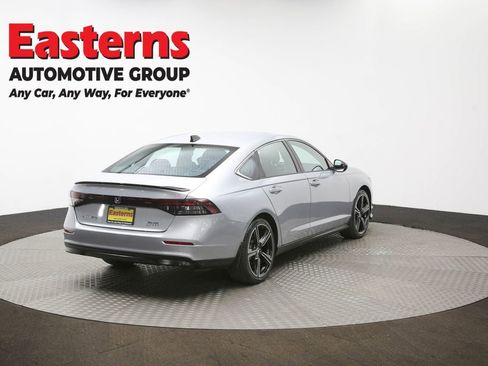 Used 2025 Honda Accord Sport image 41