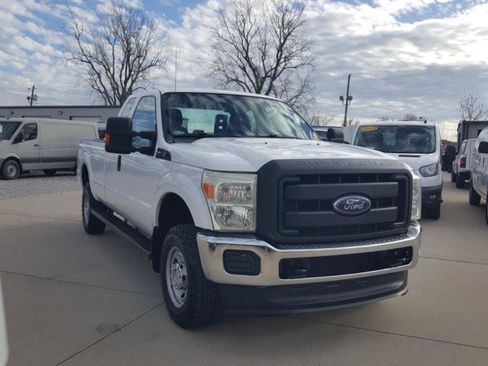 Used 2015 Ford F250 XL w/ Power Equipment Group image 5