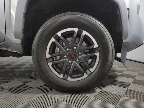 Used 2024 Toyota Tacoma TRD Sport AWD/4WD image 11