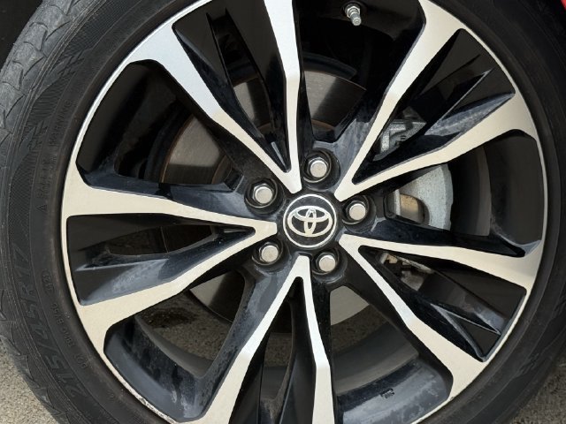 Used 2019 Toyota Corolla SE FWD image 9