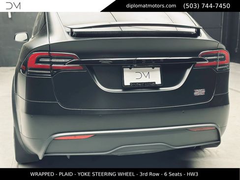 Used 2022 Tesla Model X Plaid AWD/4WD image 16
