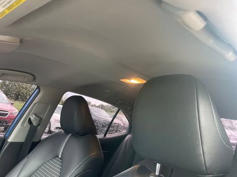 Used 2019 Toyota Camry SE FWD image 27