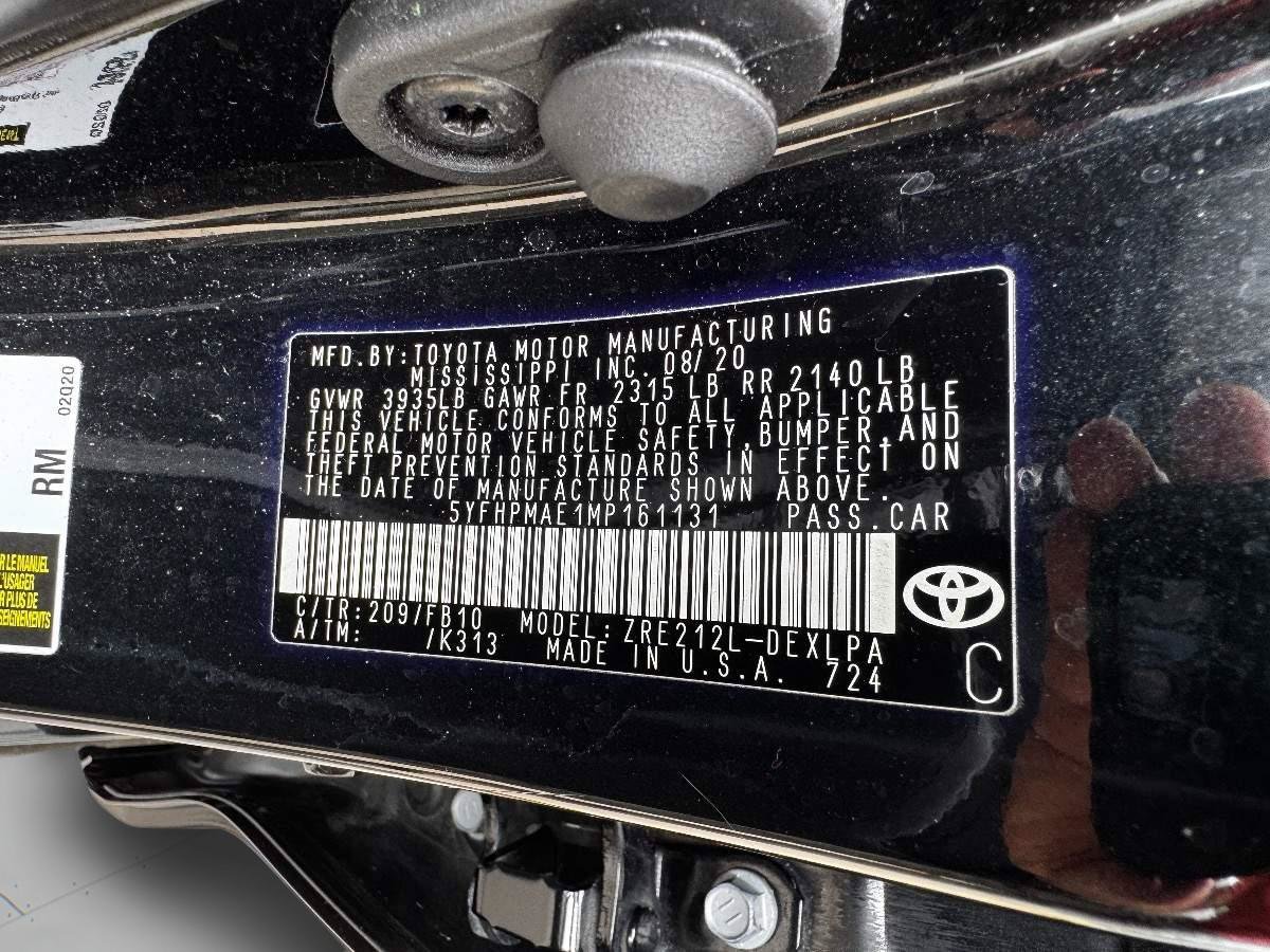 Used 2021 Toyota Corolla LE w/ LE Premium Package FWD image 29