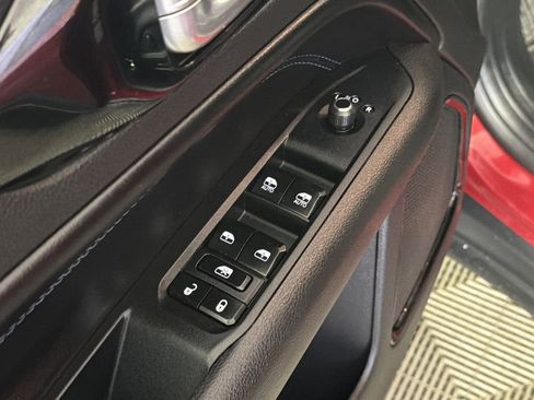 New 2026 Jeep Compass Limited image 9