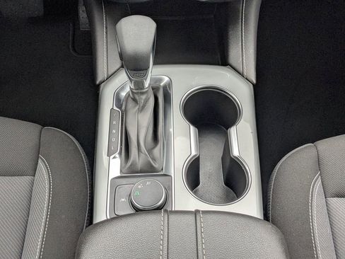 Used 2025 Chevrolet Blazer LT image 20