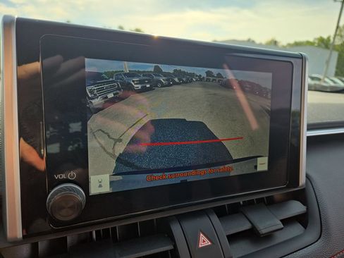 Used 2024 Toyota RAV4 SE w/ Weather & Moonroof Package AWD/4WD image 10