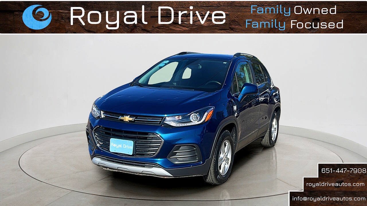 Used 2020 Chevrolet Trax LT w/ LT Convenience Package AWD/4WD image 1