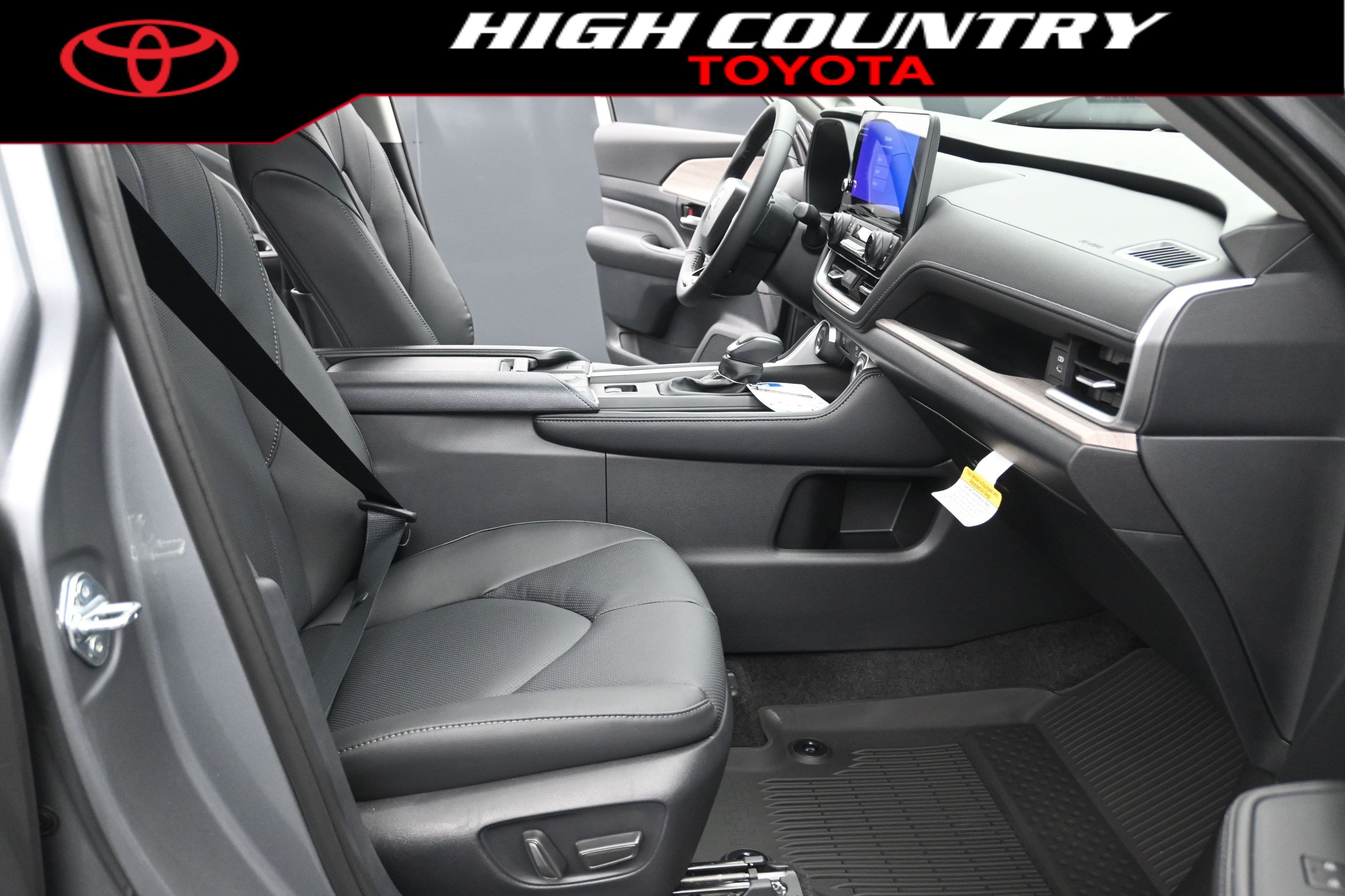 New 2026 Toyota Grand Highlander AWD Hybrid image 25