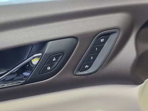 Used 2019 GMC Acadia Denali w/ Technology Package image 21