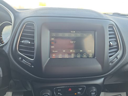 Used 2019 Jeep Compass Latitude w/ Safety & Security Group AWD/4WD image 25