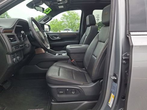 Certified 2023 Chevrolet Suburban High Country AWD/4WD image 15