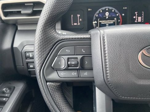 Used 2025 Toyota Tacoma SR image 19