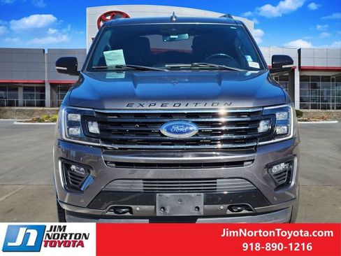 Used 2021 Ford Expedition Limited image 2