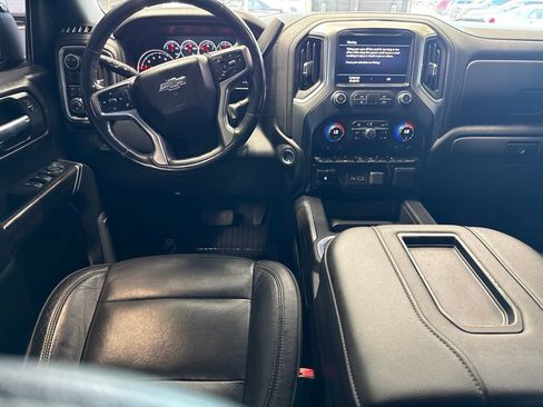Used 2020 Chevrolet Silverado 1500 LT Trail Boss AWD/4WD image 12