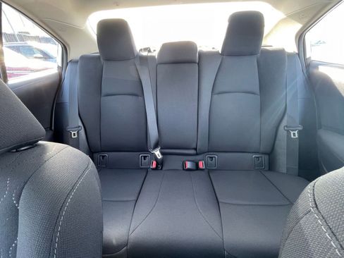 Used 2025 Toyota Corolla LE image 37