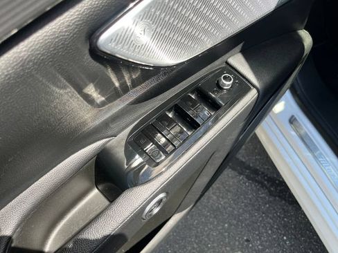 Used 2023 Maserati Grecale GT AWD/4WD image 14