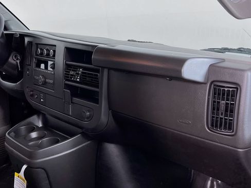 New 2026 GMC Savana 2500 w/ Driver Convenience Package RWD image 20