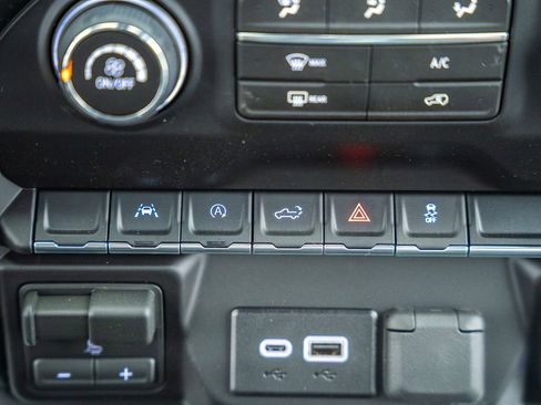 New 2026 Chevrolet Silverado 1500 W/T AWD/4WD image 27