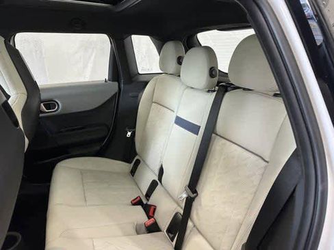 Certified 2025 MINI Cooper 4-Door Hardtop image 13