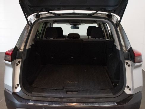 Used 2023 Nissan Rogue SV AWD/4WD image 22