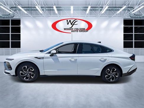 Used 2025 Hyundai Sonata SEL FWD image 6